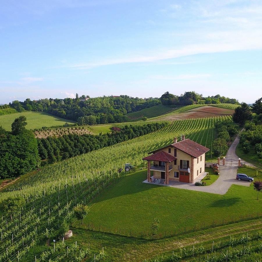 فيلا Ca' Colomba San Damiano dʼAsti المظهر الخارجي الصورة